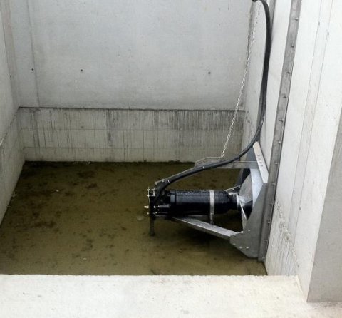 B3TRB3TR Tauchmotorrührwerk für Slalomsystem Tauchmotorrührwerk für Slalomsystem